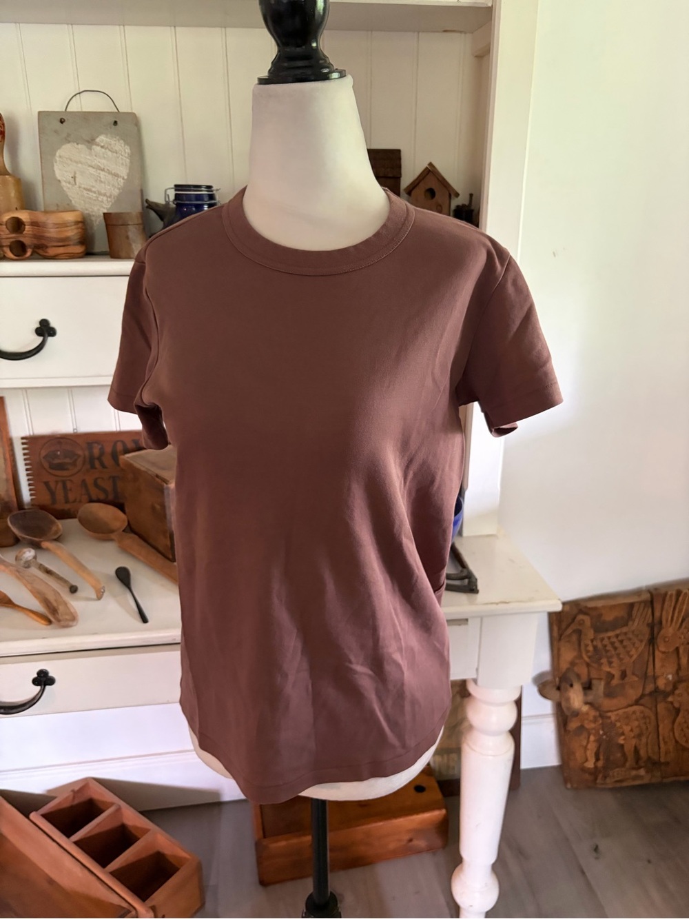 Uniqlo Classic Crewneck T‑Shirt in Dusty Mauve